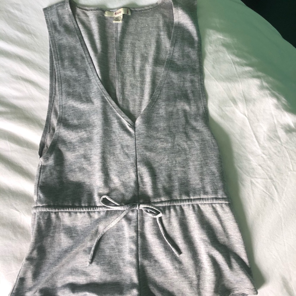 Deep V romper - Picture 3 of 4